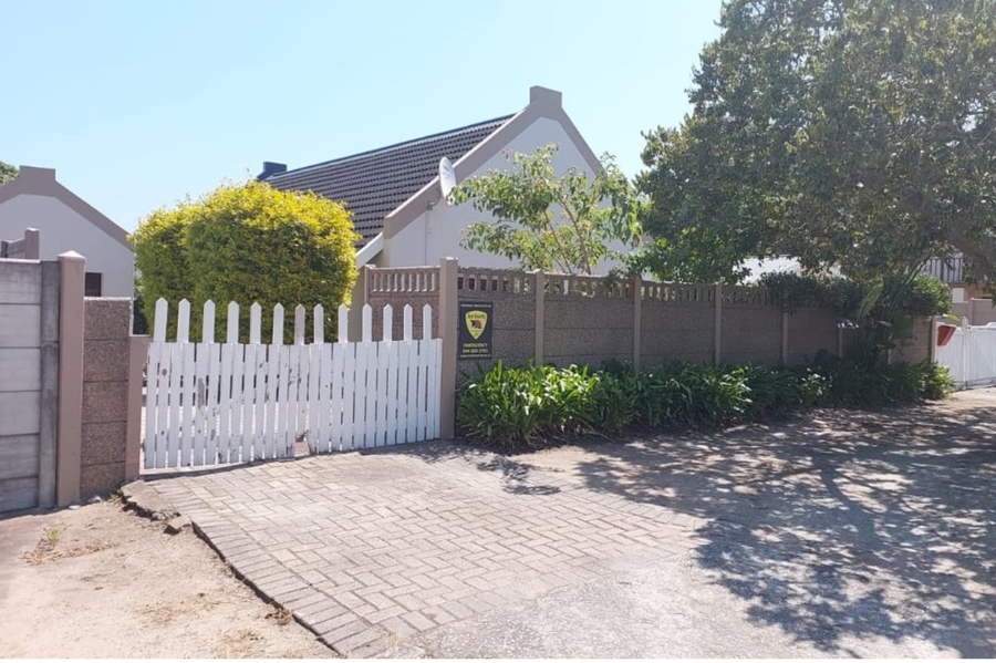 3 Bedroom Property for Sale in Denneoord Western Cape